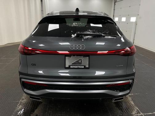 2025 Audi Q5 Premium Plus TFSI quattro S tronic