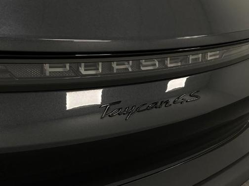 2025 Porsche Taycan 4S