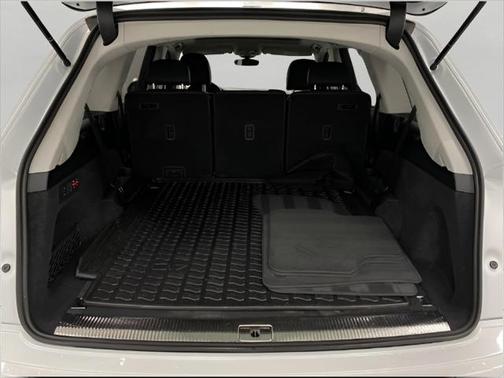 2024 Audi Q7 55 Prestige