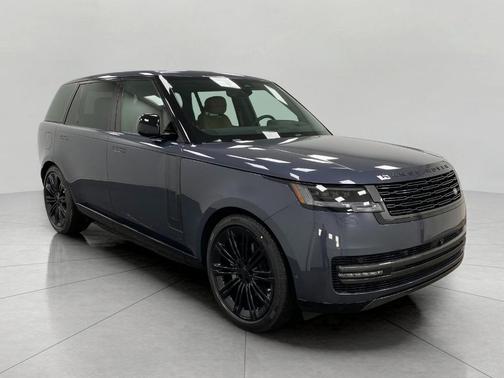 2026 Land Rover Range Rover P400 SE 7 Seat