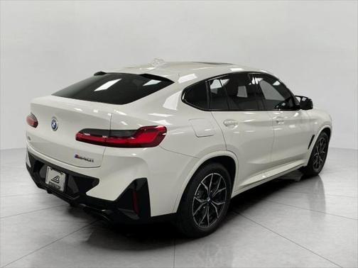 2023 BMW X4 M40i