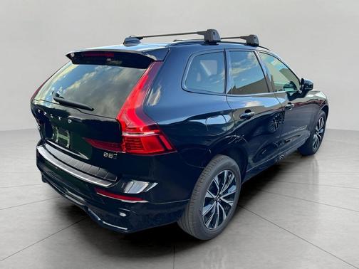2025 Volvo XC60 B5 Core