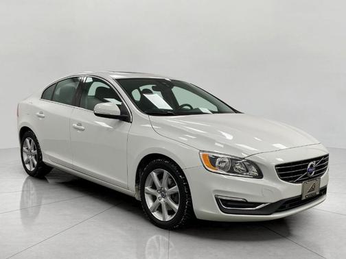 2016 Volvo S60 T5 Drive-E Premier