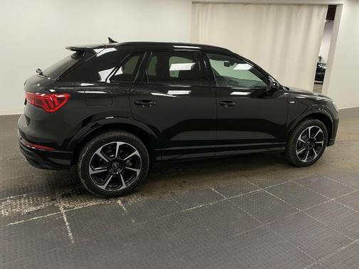 2025 Audi Q3 45 S line Premium Plus