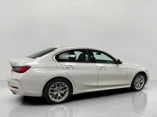 2026 BMW 330 xDrive NA