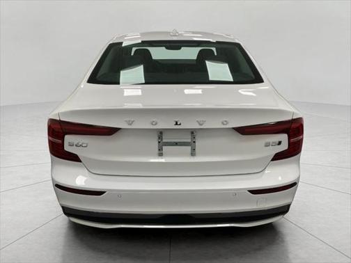 2025 Volvo S60 B5 Core