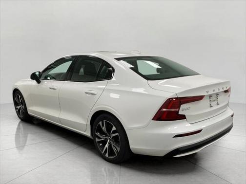2025 Volvo S60 B5 Core