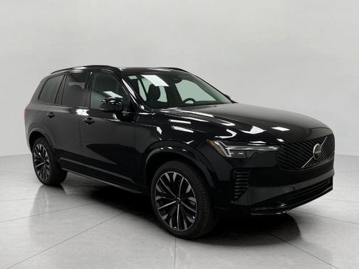 2026 Volvo XC90 B6 Ultra Dark Theme 7-Seater