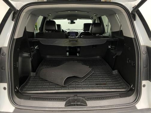 WHITE 2020 GMC Acadia AWD SLT