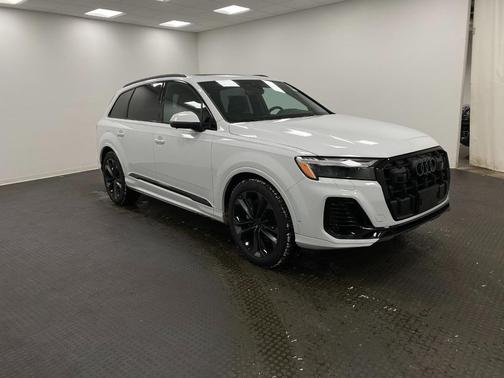 2026 Audi Q7 55 Premium Plus