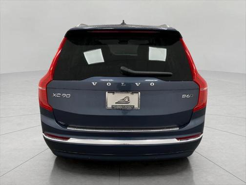2025 Volvo XC90 B6 Plus 7-Seater