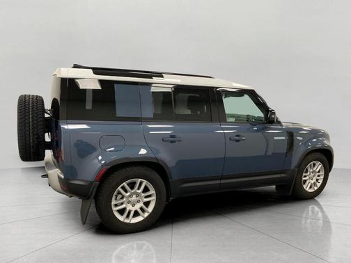2025 Land Rover Defender 110 P300