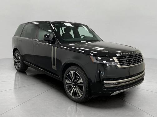 Santorini Black Metallic 2026 Land Rover Range Rover P400 SE 7 Seat
