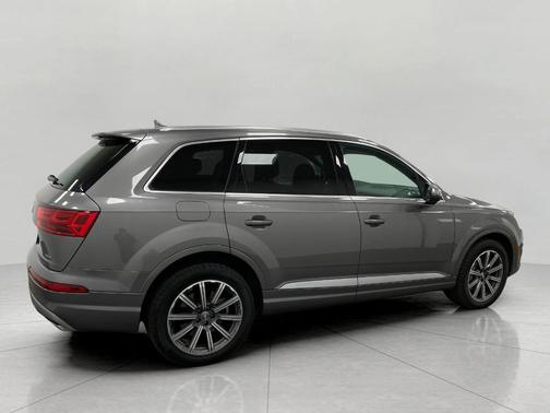 GRAY 2018 Audi Q7 2.0T Premium Plus