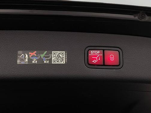 2023 Mercedes-Benz GLC 300 4MATIC