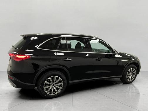 2023 Mercedes-Benz GLC 300 4MATIC