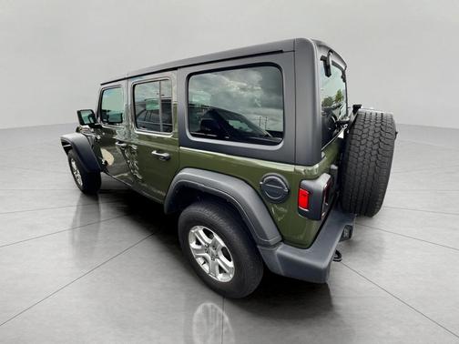 2022 Jeep Wrangler Unlimited Sport