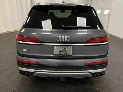 2022 Audi SQ7 4.0T Prestige