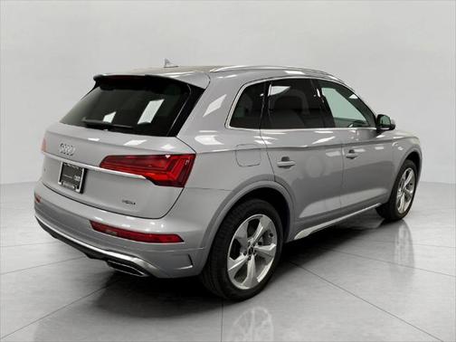 2025 Audi Q5 45 S line Premium Plus