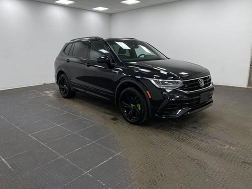 2024 Volkswagen Tiguan 2.0T SE R-Line Black 4MOTION