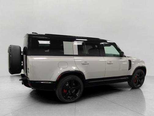 2026 Land Rover Defender P400 X