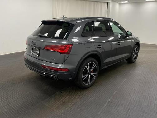 2025 Audi Q5 45 S line Premium Plus