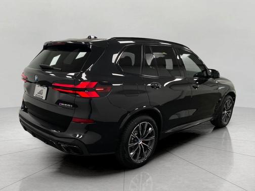 Black Sapphire Metallic 2024 BMW X5 M60i