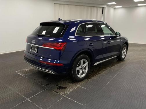 2023 Audi Q5 40 Premium