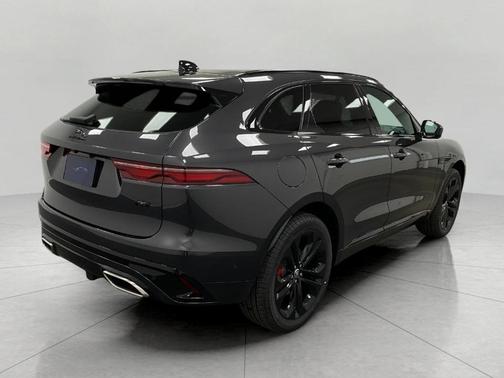 2026 Jaguar F-PACE P400 R-Dynamic S