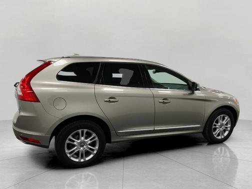 2015 Volvo XC60 SPORT UTILITY