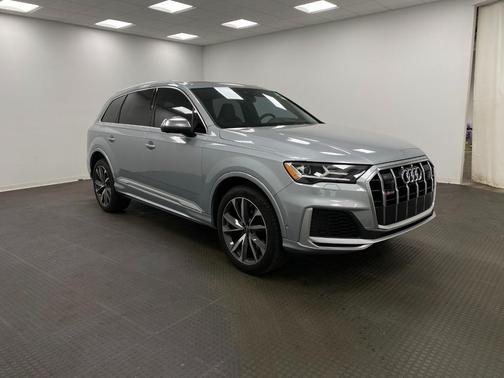 Satellite Silver Metallic 2023 Audi SQ7 4.0T Prestige