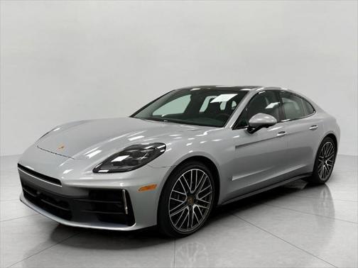 2024 Porsche Panamera 4