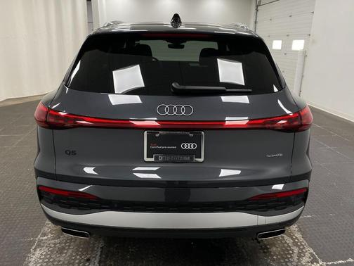 2025 Audi Q5 Premium TFSI quattro S tronic