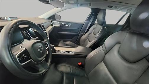 2022 Volvo V60 Cross Country T5