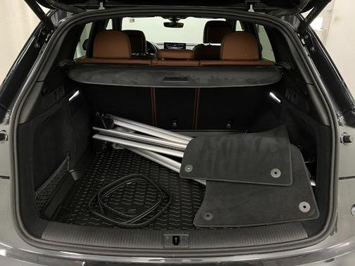 Manhattan Gray Metallic 2021 Audi Q5 45 Premium Plus