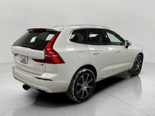 2021 Volvo XC60 T6 Inscription