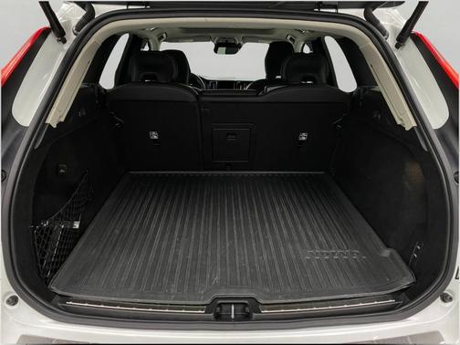 2021 Volvo XC60 T6 Inscription