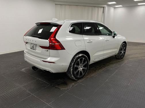 2021 Volvo XC60 T6 Inscription