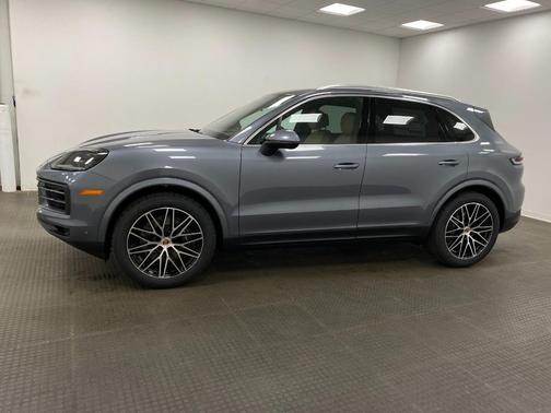 Vanadium Grey Metallic 2026 Porsche Cayenne Cayenne