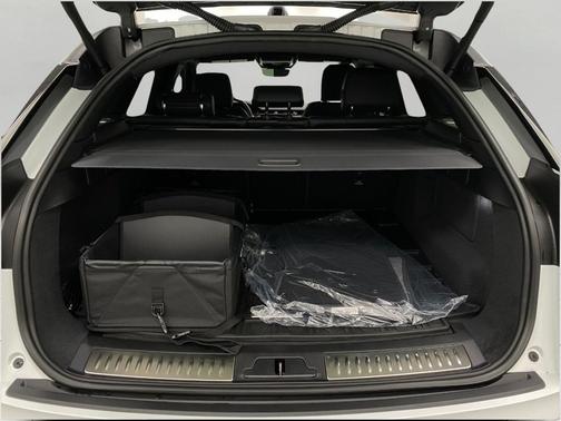 2026 Land Rover Range Rover Velar P250 S