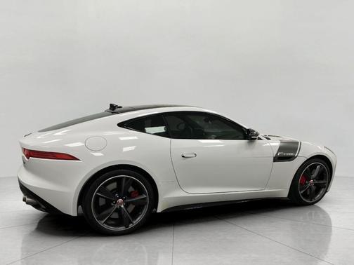 2015 Jaguar F-TYPE R