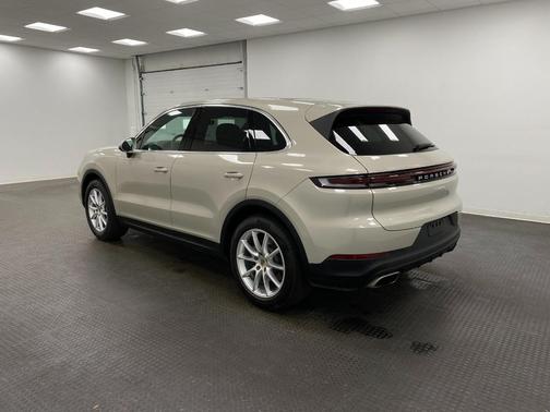 2024 Porsche Cayenne Cayenne