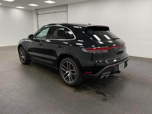 2022 Porsche Macan S
