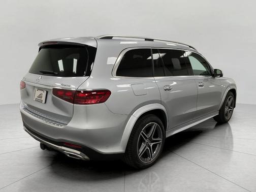 2026 Mercedes-Benz GLS 450 4MATIC