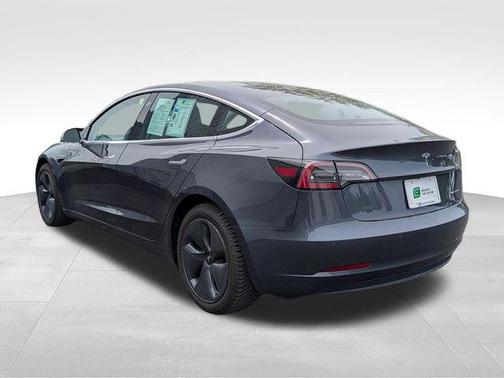 Gray 2019 Tesla Model 3 Long Range