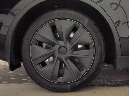 Solid Black 2024 Tesla Model Y Long Range Dual Motor All-Wheel Drive