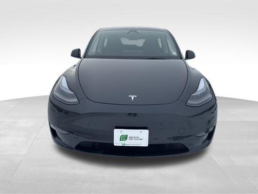 2024 Tesla Model Y Long Range Dual Motor All-Wheel Drive