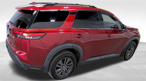 2022 Nissan Pathfinder SV 4WD