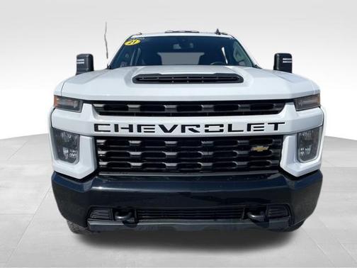 Summit White 2021 Chevrolet Silverado 2500 Custom