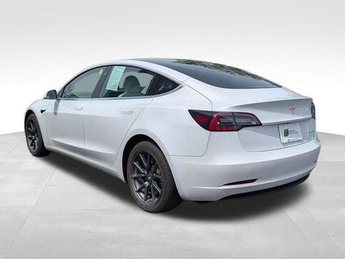Pearl White Multi-Coat 2020 Tesla Model 3 Long Range